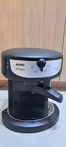 Cafeteira para expresso Arno Adagio