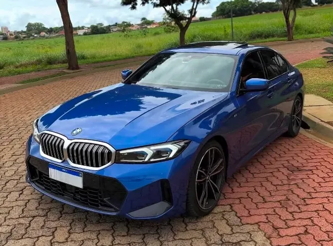 BMW 320I A 2.0 TB M Sport Activeflex 16V 4P 2023