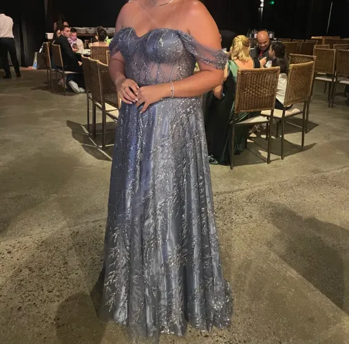 Vestido de Festa Longo Azul com Brilhos - Elegante