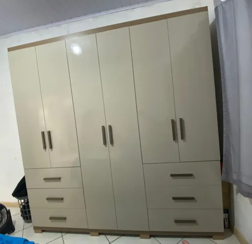 Guarda roupa casal