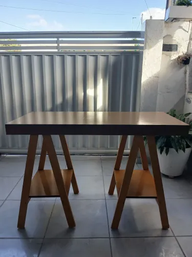 Mesa cavalete