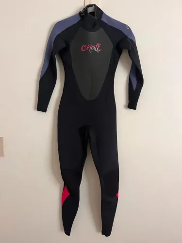 Roupa de Borracha Surf O'Neill Epic 3/2 GBS Feminina - Nunca Usada