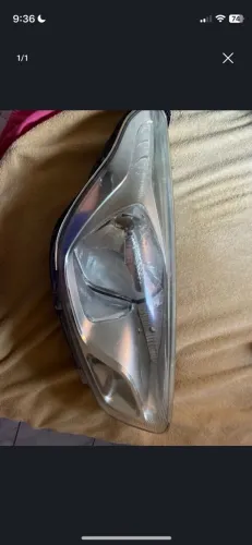 Farol Ford ka