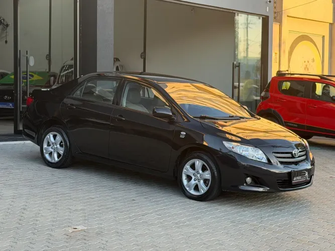 Toyota Corolla GLI 1.8 Flex 16V Aut. 2011
