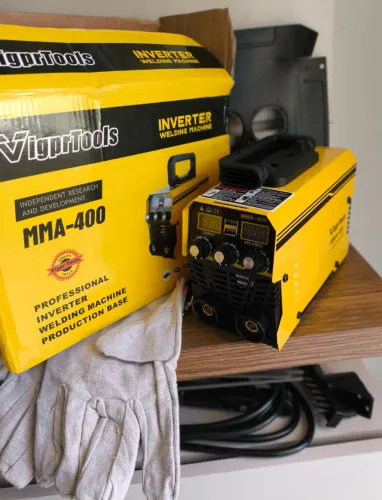 MAQUINA DE SOLDA 400 MMA - DISPONÍVEL