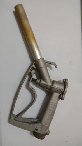 Gatilho de bomba de gasolina francesa 