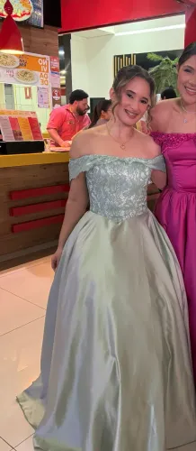 VENDO VESTIDO, USADO SOMENTE UMA VEZ