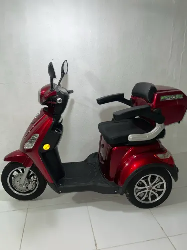 R$ 9.000 - VENDO TRICICLO ELÉTRICO SOUSA PLUS 600W