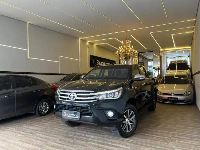Toyota Hilux CD SRX 4X4 2.8 TDI 16V Diesel Aut. 2017