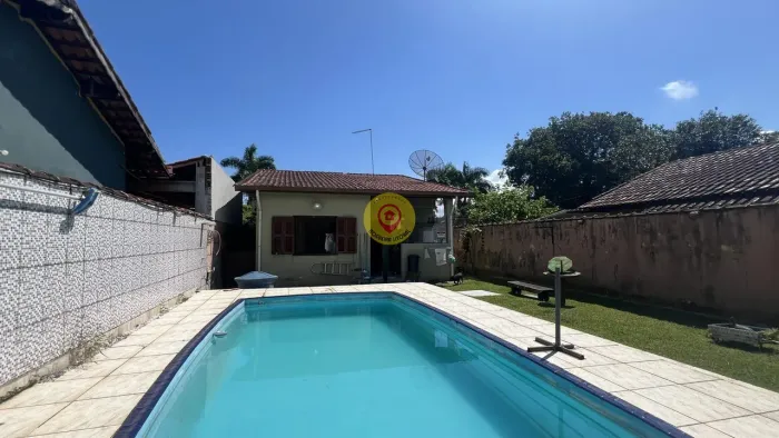 Casa térrea com piscina e 3 dormitórios à venda em Boracéia, Bertioga/SP