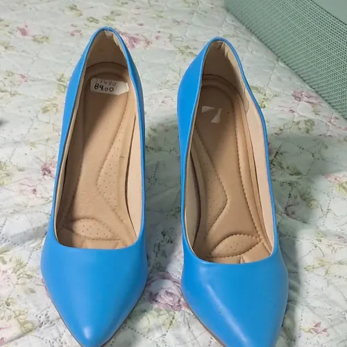 Sapatos Azul ?