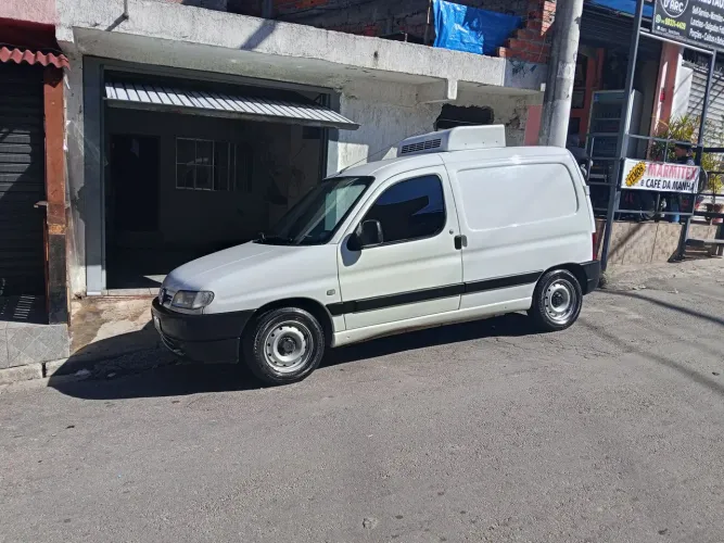 Peugeot Partner Furgão 1.6 16v/ 1.6 16V Flex 3P 2008