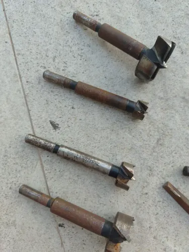 Brocas frostiner e outras