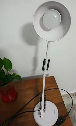 Luminária estilo pixar