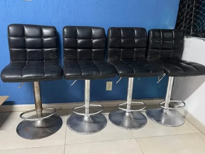 Vendo 4 banquetas giratórias Fitz Antique Marrom