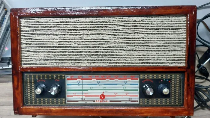 Radio antigo Spacial 5 faixas