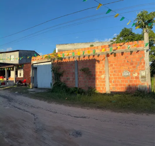 VENDE-SE CASA/ SÍTIO EM SÃO SEBASTIÃO DO PASSÉ-BA 