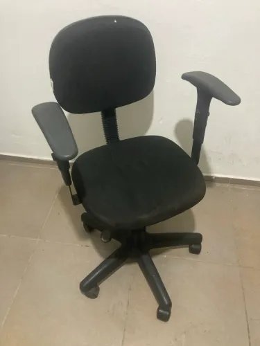 Cadeira de escritório e estudo