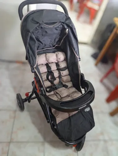 Carrinho de bebê cosco kids Toffy