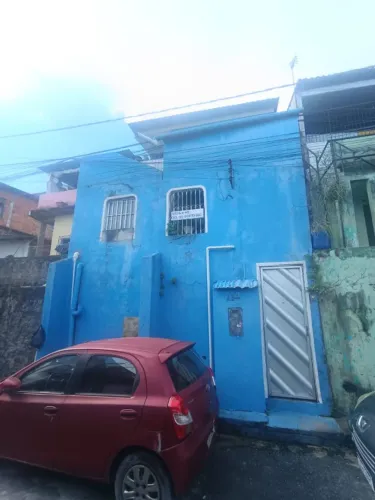Vendo casa no Bairro Vila da Prata , próximo à Avenida Brasil.