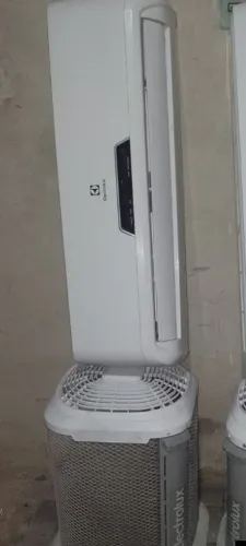 Venda ar condicionado 12 mil BTUs inverter seminovo Electrolux Ecotubor