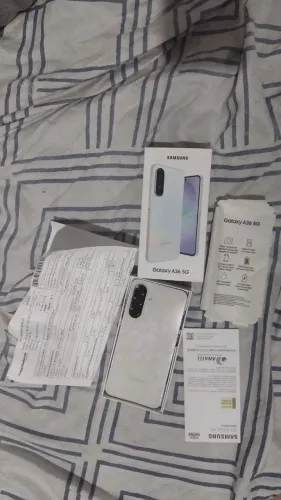 SAMSUNG A36 com nota fiscal,carregador e caixa (aberto a negociações)