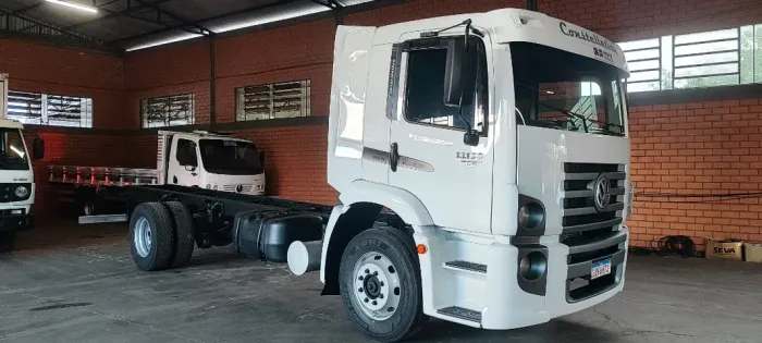 VW 13-190 Constellation, reduzido revisado