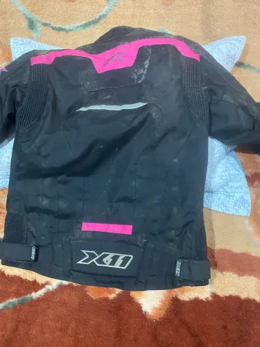 Jaqueta feminina para moto