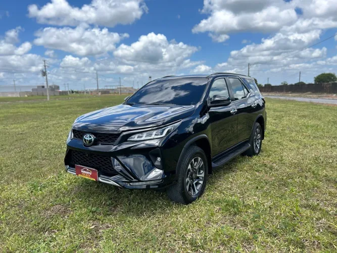 Toyota Hilux SW4 Diamond 2.8 TB 4X4 Die. Aut. 2022