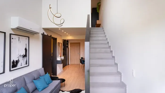 Apartamento duplex, 1 dormitório, mobiliado à venda no Parque Una Pelotas