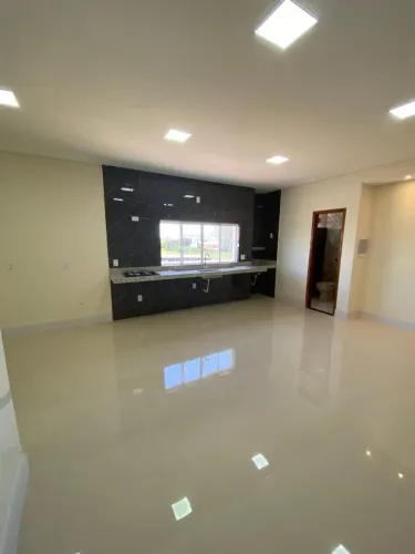 Apartamento e Barracão