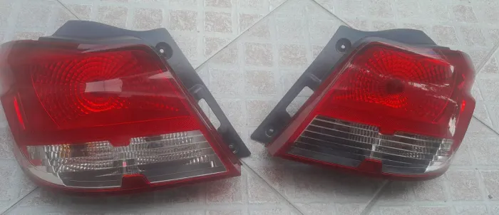 Par Lanternas traseiras GM Onix 2015 2016 2017 2018 2019