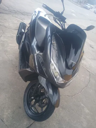 Pcx 160 pouco rodada 2026 no digital
