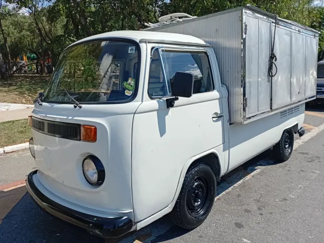 Volkswagen Kombi Furgão 1985