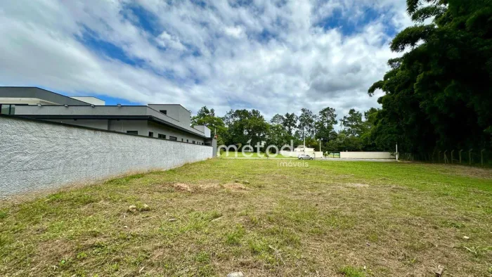 Terreno à venda, 646 m² por R$ 363.818,53 - Condomínio Residencial Águas do Paraíba - Guar