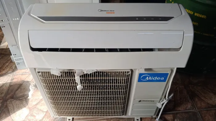 Ar condicionado Midea de 9 mil btus