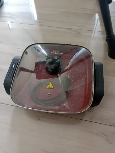 Panela Elétrica Britânia Redstone 127V