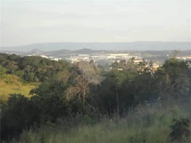 Chácara bairro Country Club à venda em Vinhedo/SP