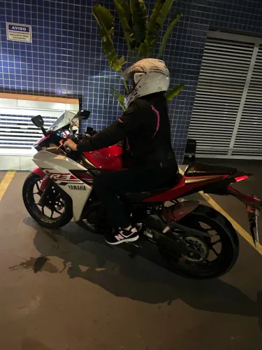 Yamaha YZF R-3 321 2016