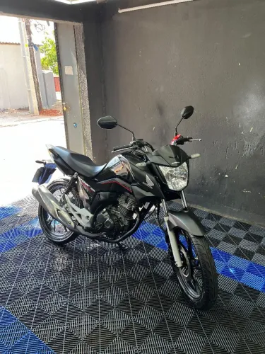 Vendo Titan 160 2024