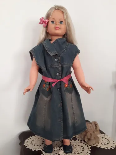 Boneca Amiguinha antiga
