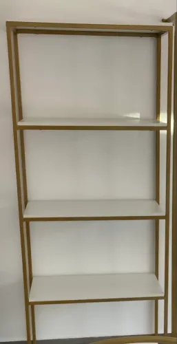 Prateleiras MDF Branca e Dourado
