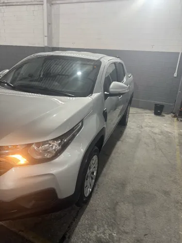 Fiat Strada Freedom 1.3 Flex 8V CD 2025