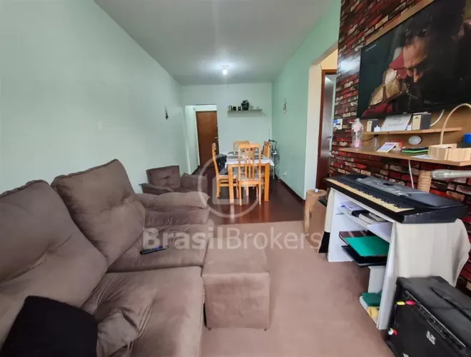 Apartamento de 2 quartos com varanda em Vaz Lobo Condomínio com lazer e portaria 24h