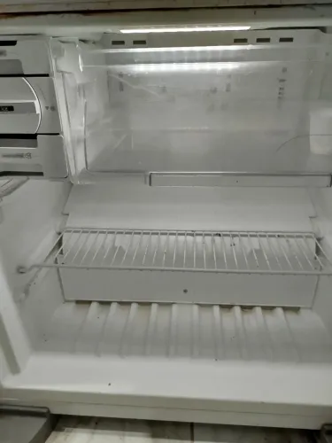 Vendo geladeira para arrumar 