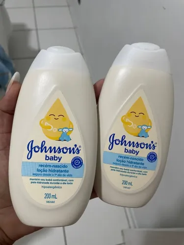 Hidratante Jonhson recém nascido 