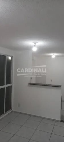 Excelente apartamento dois quartos no Condomínio Parque Monte Stella