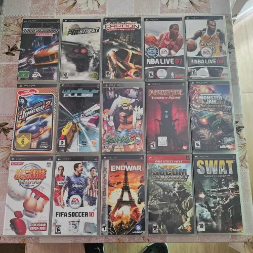 Lote de 15 jogos psp PlayStation portátil ps
