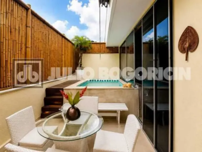 Apartamento : / Residencial / Gávea