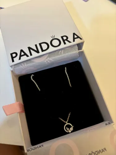 Pandora colar
